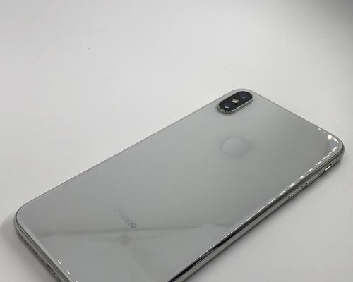 iPhoneXsMax网页分屏教程（如何在iPhoneXsMax上使用网页分屏功能，轻松实现多任务处理）