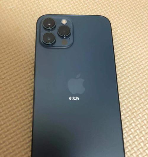 iPhone12与iPhone13（探索苹果旗舰手机的进一步改进和创新）