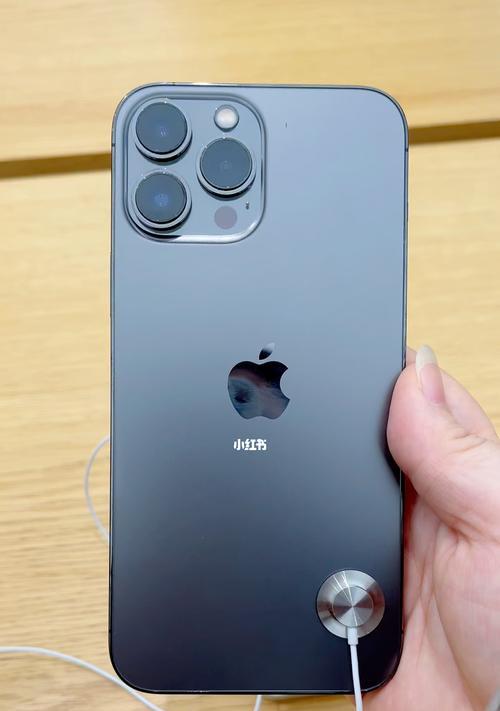 iPhone13颜色选择对保值的影响（哪个颜色的iPhone13保值性？）