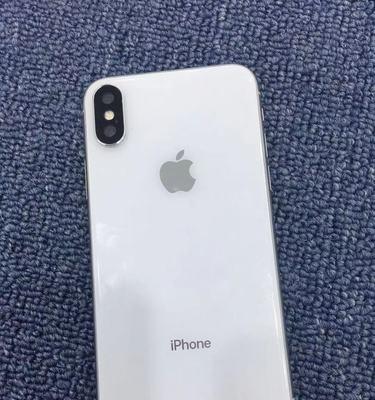 港版iPhone与国行的差别详解（揭秘港版iPhone和国行的区别，了解你所购买的苹果产品）