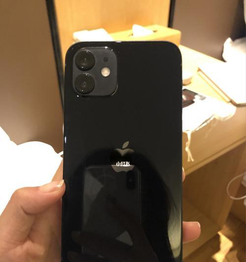 iPhone12换屏价格详解（了解iPhone12换屏价格及相关费用）