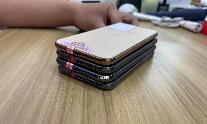 iPhone11和iPhone11Pro购买建议（比较iPhone11和iPhone11Pro的特点和功能，为你提供购买建议。）