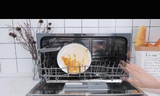 解决洗碗机污垢问题的终极指南（探索洗碗机污垢原因及有效清洁方法）