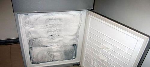 热水器水箱结冰的原因及解决方法（了解热水器结冰的原因）