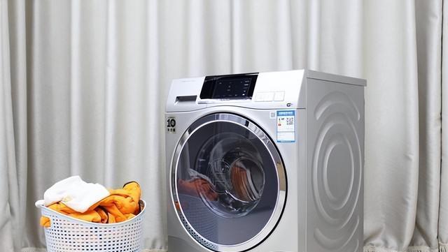 洗衣机洗完衣服潮湿的原因及解决方法（洗衣机潮湿问题解决方案详解）