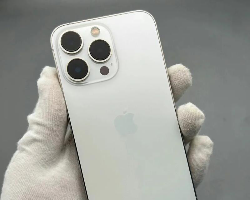 iPhone13pro女士首选的颜色是什么？如何选择适合自己的颜色？