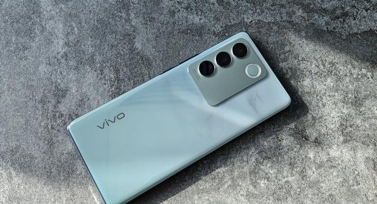 vivoS16全面评测？这款手机的性能和拍照效果如何？