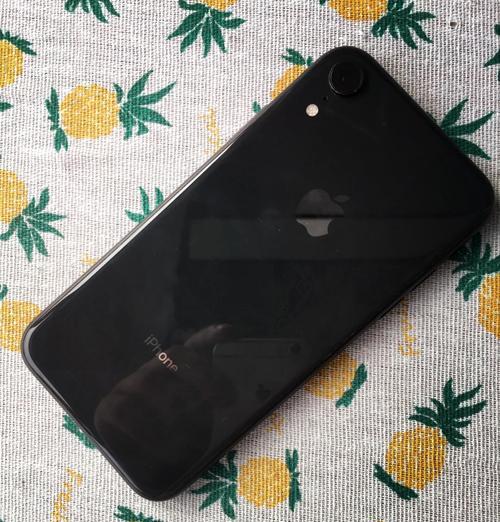 iPhoneXR和安卓手机哪个更值得买？性能对比和常见问题解答？