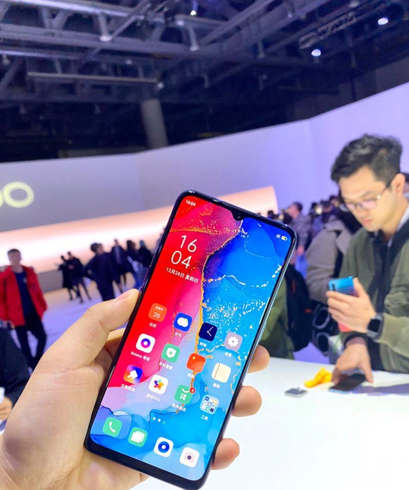 OPPOReno8T渲染图曝光是什么样子？新功能有哪些亮点？